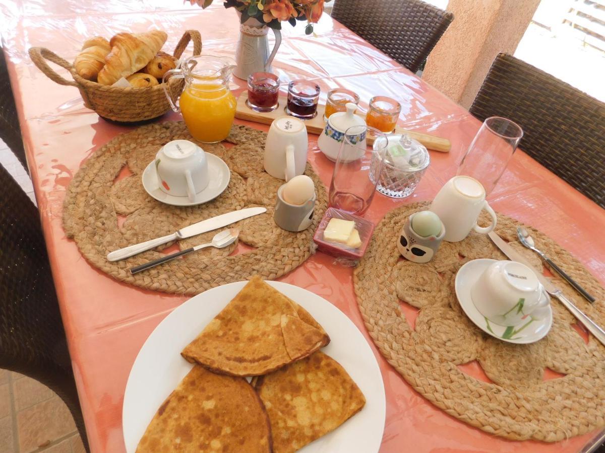 Bed and Breakfast Chez Marie Régusse Zewnętrze zdjęcie